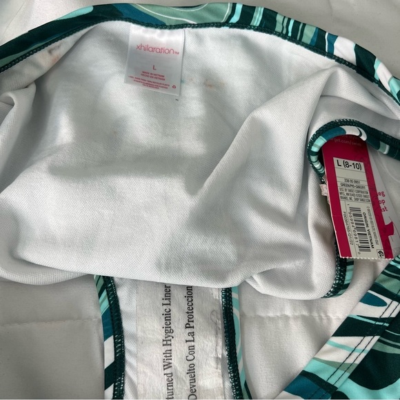 NWT Xhilaration Juniors' High Leg Scoop Bikini
Bottom Blue Swirl Print Large - Picture 12 of 17